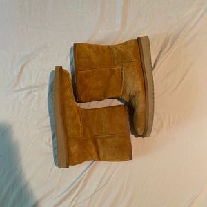 Koolaburra Classic Ugg Boots!